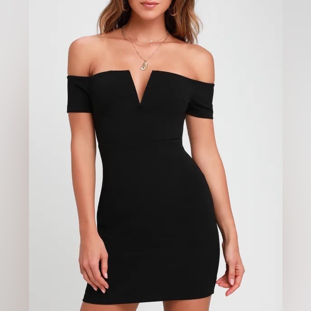 Lulu’s Black Off-the-Shoulder Bodycon Dress